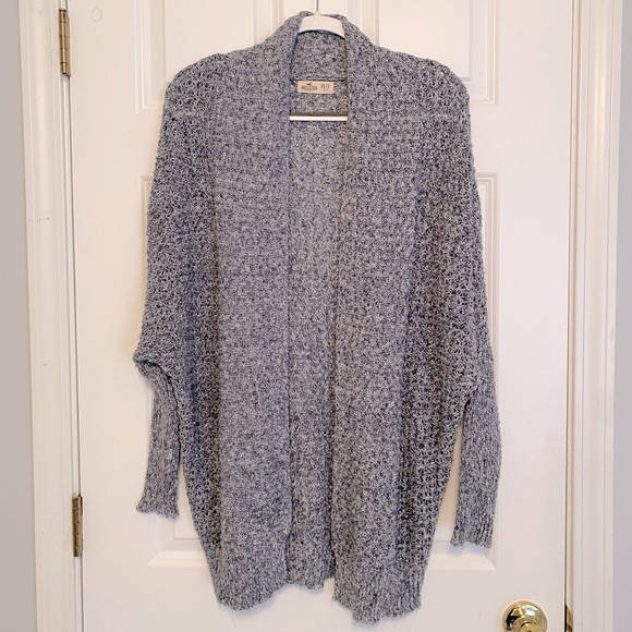 HOLLISTER OVERSIZED KNIT CARDIGAN - Picture 1 of 6